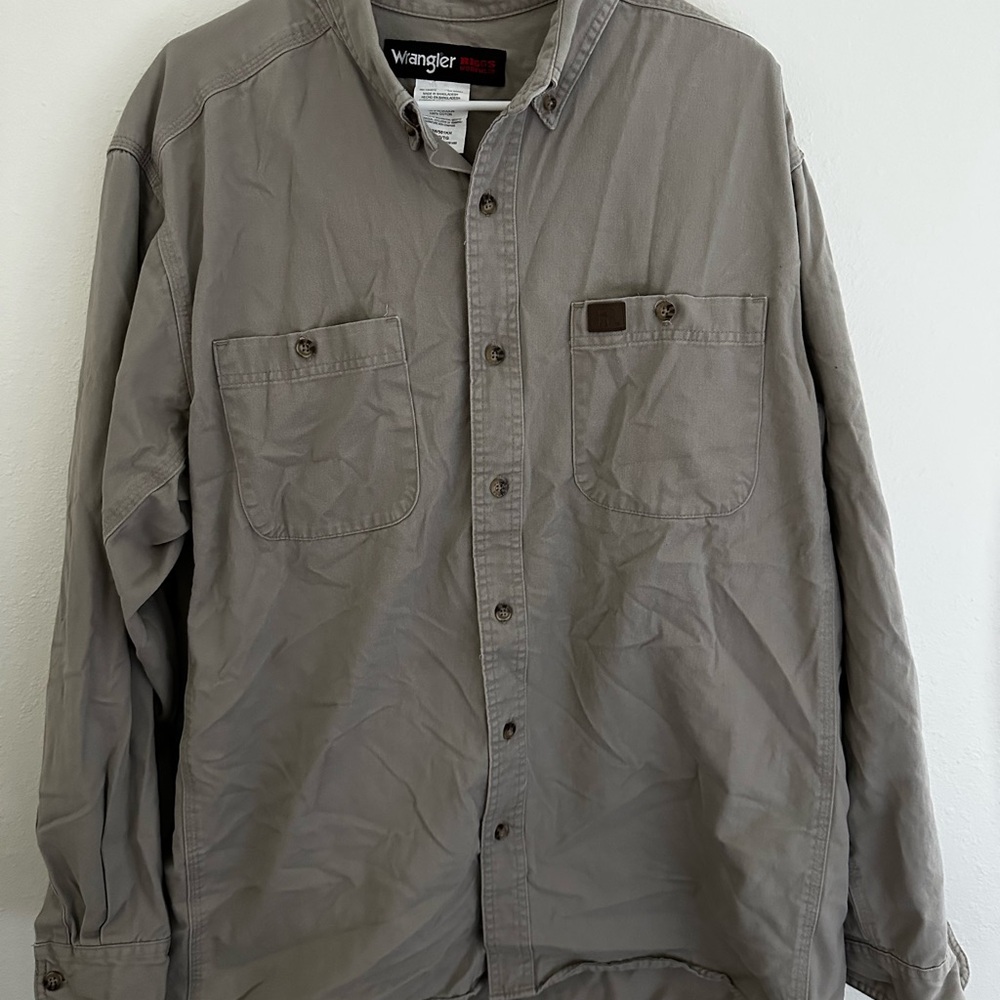 Wrangler Men's Gray Button Down Shirt